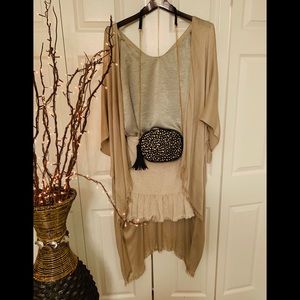 Francescas linen drape.